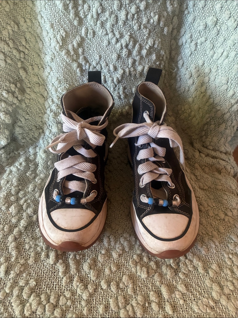 Converse lifted high top